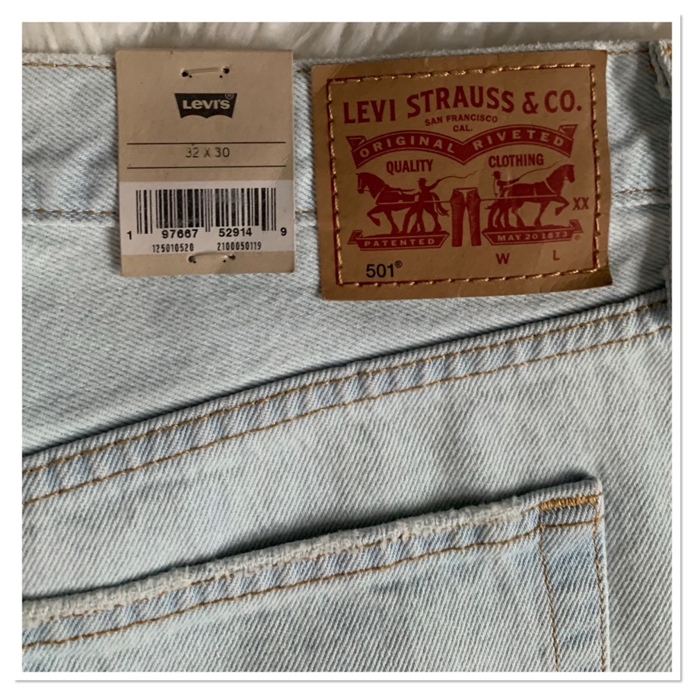 NWT Levi's 501 Light Wash Embroidered Jeans Blue Size 32 - Picture 12 of 15